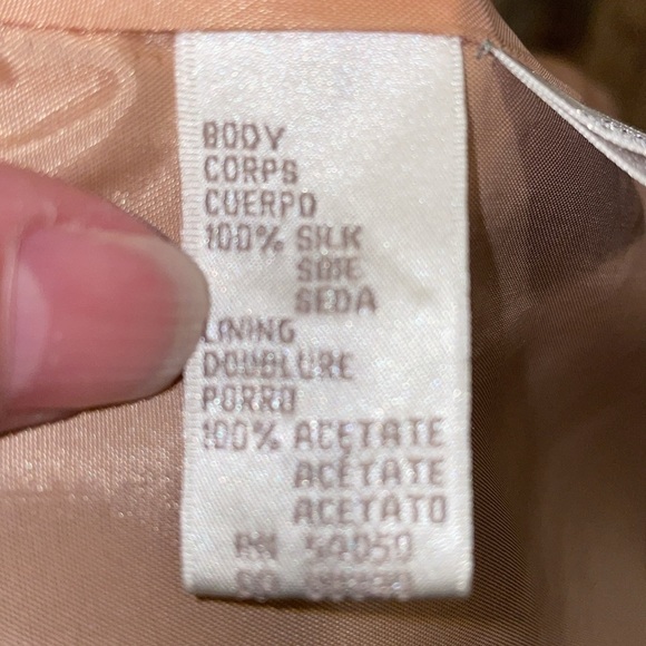 Silk Business Suit.  100% Silk!!!  Vintage.  Cuffed legs.  Pleated pant front. - Picture 7 of 14